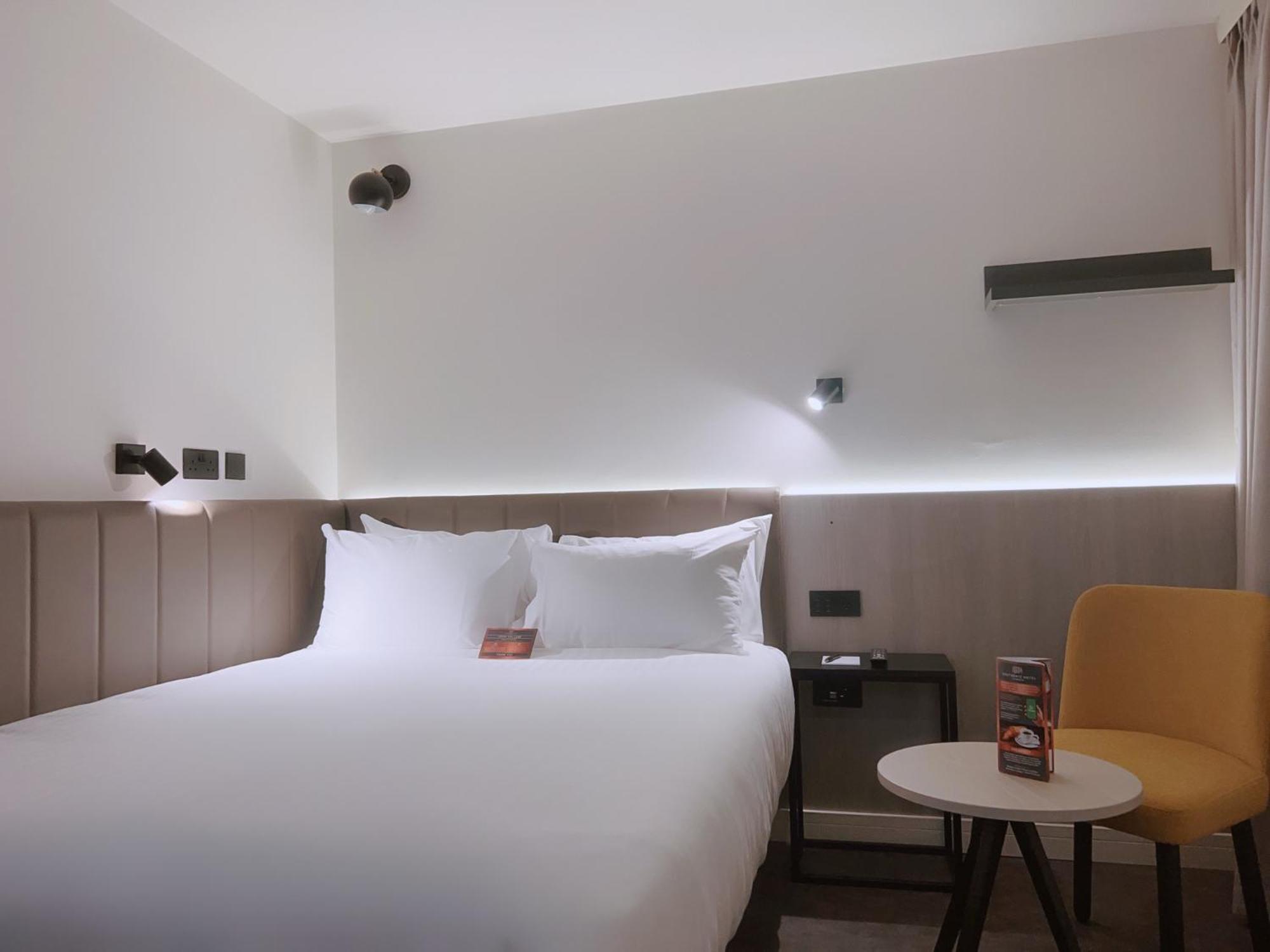 Hotel Southgate London